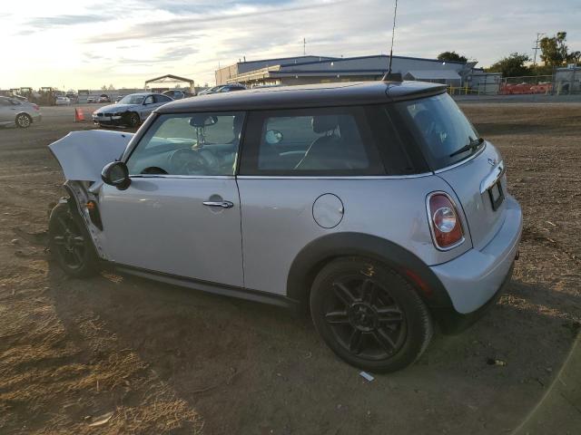 WMWSU3C54CT186132 - 2012 MINI COOPER SILVER photo 2