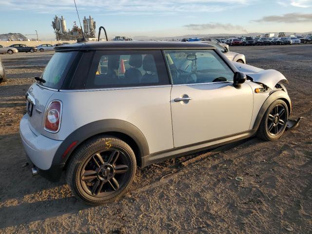 WMWSU3C54CT186132 - 2012 MINI COOPER SILVER photo 3