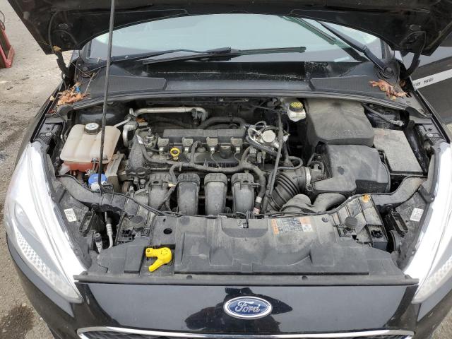 1FADP3K29JL283565 - 2018 FORD FOCUS SE BLACK photo 11