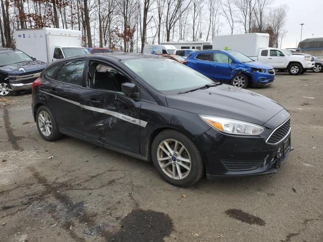 1FADP3K29JL283565 - 2018 FORD FOCUS SE BLACK photo 4