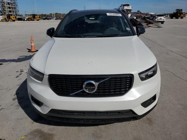 YV4162UM1N2659676 - 2022 VOLVO XC40 T5 R-DESIGN WHITE photo 5