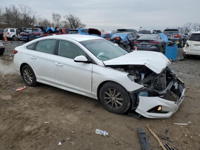 5NPE24AF5KH766323 - 2019 HYUNDAI SONATA SE WHITE photo 4