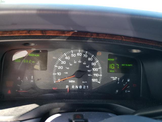 1LNHM81W51Y647114 - 2001 LINCOLN TOWN CAR EXECUTIVE SILVER photo 9