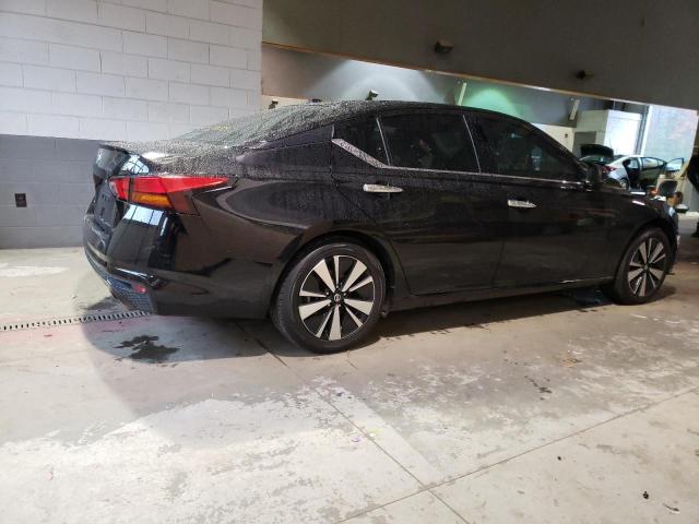 1N4BL4DV2LC160970 - 2020 NISSAN ALTIMA SV BLACK photo 3