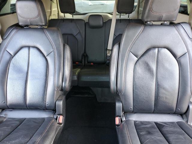 2C4RC1BG3JR210727 - 2018 CHRYSLER PACIFICA TOURING L WHITE photo 10