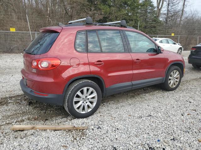 WVGBV7AX2BW001418 - 2011 VOLKSWAGEN TIGUAN LIM S RED photo 3