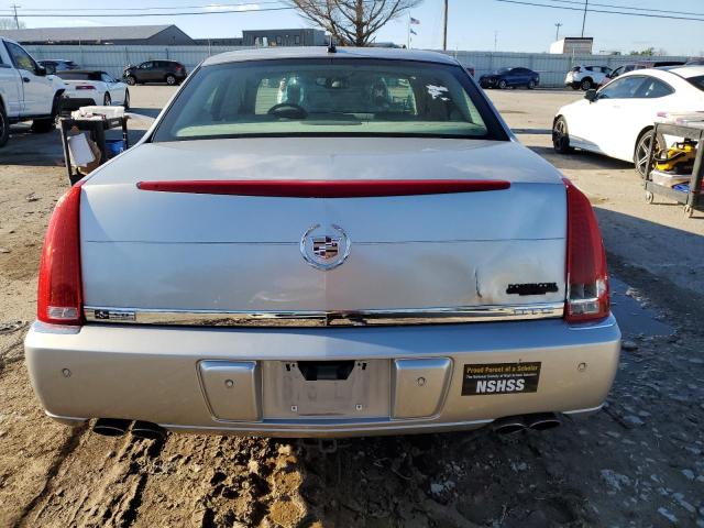 1G6KD57Y08U115792 - 2008 CADILLAC DTS SILVER photo 6