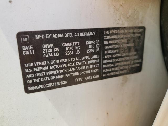 W04GP5ECXB1137836 - 2011 BUICK REGAL CXL WHITE photo 13