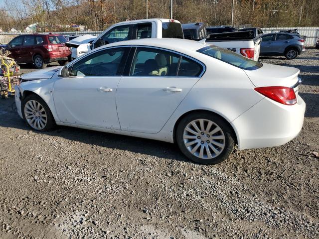 W04GP5ECXB1137836 - 2011 BUICK REGAL CXL WHITE photo 2