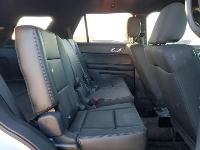 1FM5K8AT2GGA10856 - 2016 FORD EXPLORER POLICE INTERCEPTOR أبيض صورة 11