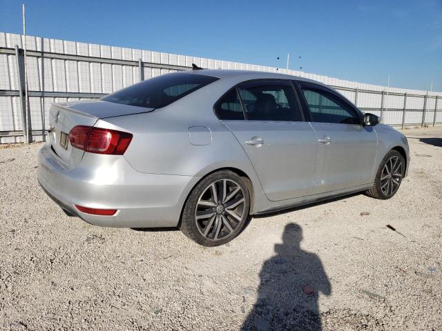 3VW5S7AJ3EM354659 - 2014 VOLKSWAGEN JETTA GLI SILVER photo 3