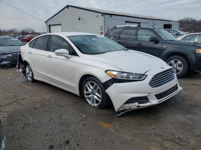 3FA6P0H75ER379274 - 2014 FORD FUSION SE WHITE photo 4