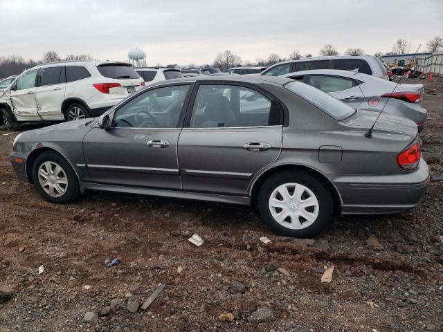 KMHWF25S34A943929 - 2004 HYUNDAI SONATA GL GRAY photo 2