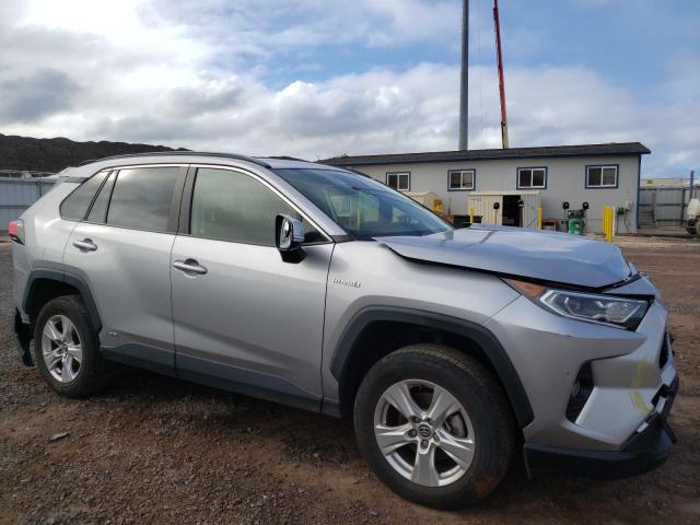 JTMRWRFV9LJ049094 - 2020 TOYOTA RAV4 XLE SILVER photo 4