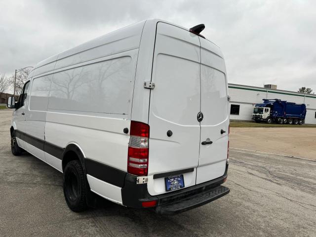 WD3PF4DC8E5904496 - 2014 MERCEDES-BENZ SPRINTER 3500 WHITE photo 3