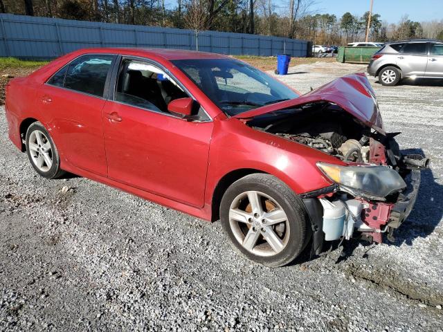 4T1BF1FKXEU771342 - 2014 TOYOTA CAMRY L RED photo 4