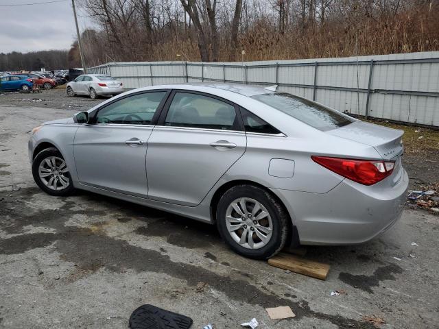 5NPEB4AC4CH486139 - 2012 HYUNDAI SONATA GLS SILVER photo 2