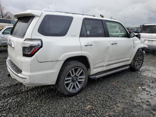 JTEBU5JR6F5240782 - 2015 TOYOTA 4RUNNER SR5 WHITE photo 3