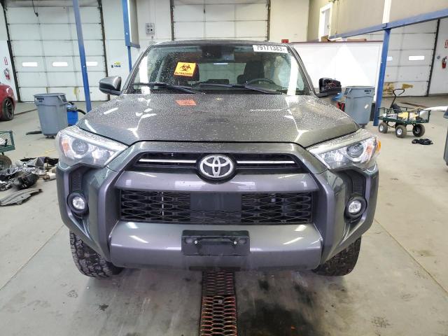JTEMU5JR8M5931561 - 2021 TOYOTA 4RUNNER SR5/SR5 PREMIUM ნაცრისფერი ფოტო 5