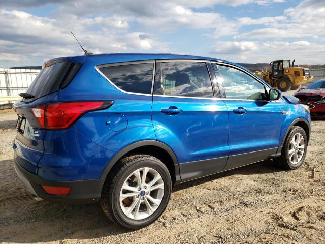 1FMCU0GD8KUB15589 - 2019 FORD ESCAPE SE BLUE photo 3