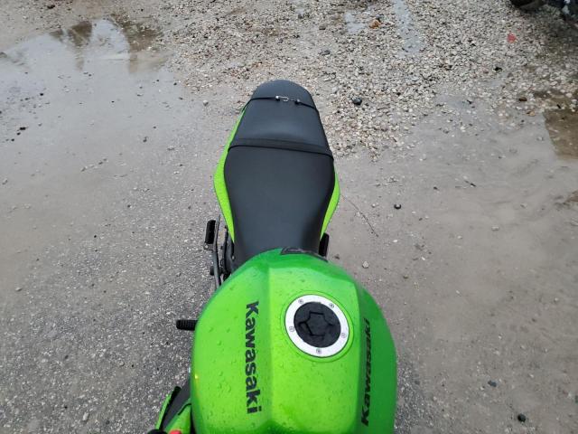 JKAEXEC19ADA49238 - 2010 KAWASAKI EX650 C 绿色 照片 5