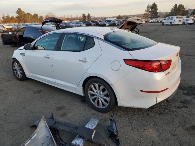 5XXGM4A77FG496024 - 2015 KIA OPTIMA LX WHITE photo 2