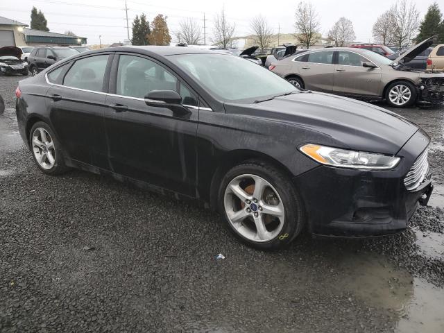 3FA6P0H74GR282912 - 2016 FORD FUSION SE BLACK photo 4