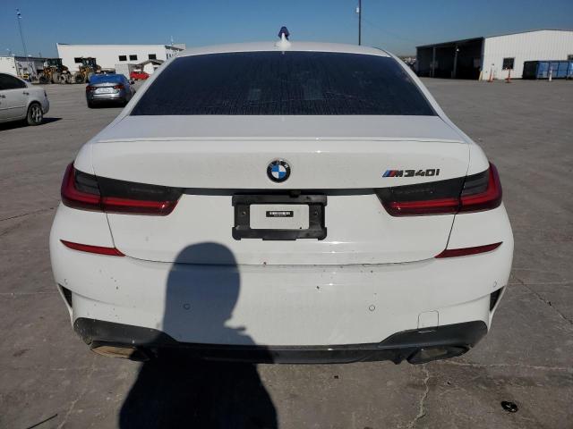 3MW5U7J01N8C37737 - 2022 BMW M340I WHITE photo 6