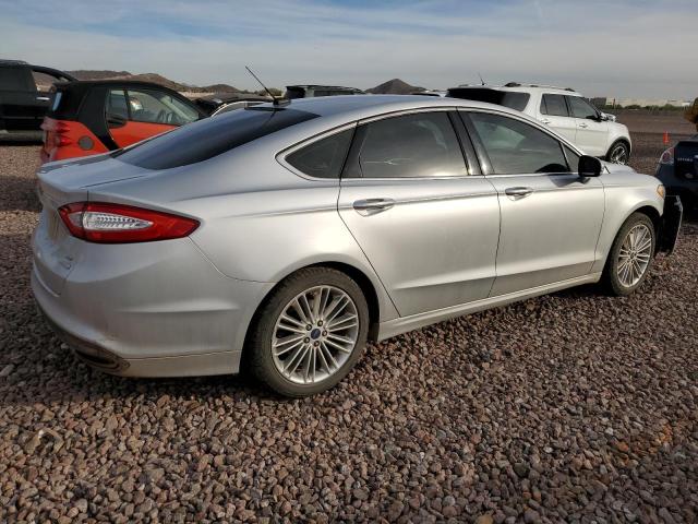 3FA6P0H96ER393864 - 2014 FORD FUSION SE SILVER photo 3