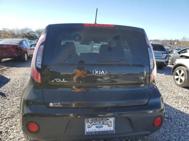 KNDJN2A20J7505367 - 2018 KIA SOUL BLACK photo 6