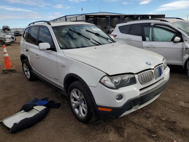 WBXPC93449WJ28585 - 2009 BMW X3 XDRIVE30I WHITE photo 4