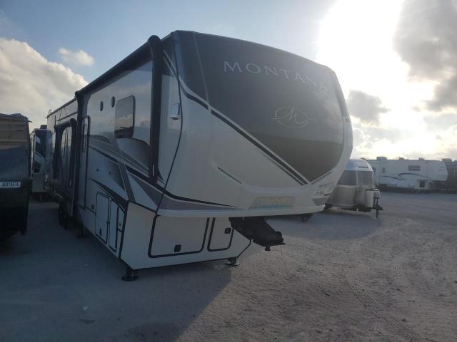 4YDFM0U20R4700629 - 2024 KEYSTONE MONTANA TWO TONE photo 1
