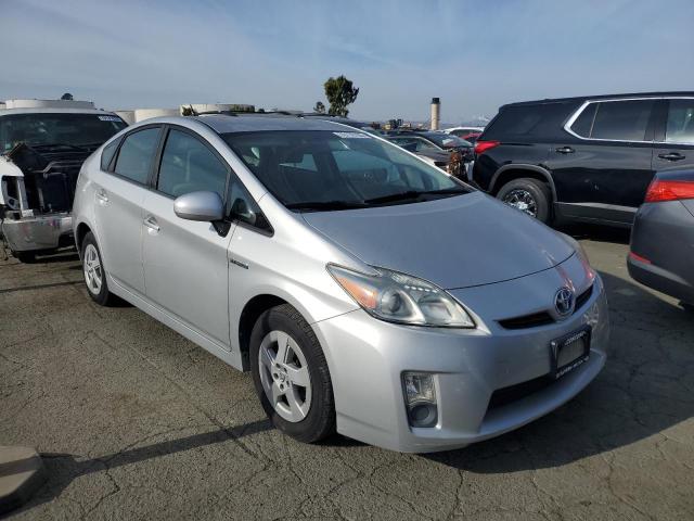 JTDKN3DU8B0249061 - 2011 TOYOTA PRIUS SILVER photo 4