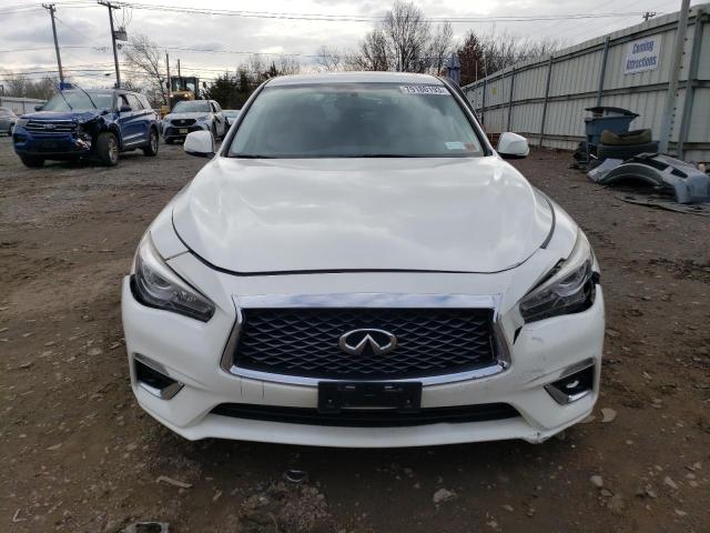 JN1EV7AR6JM430836 - 2018 INFINITI Q50 LUXE WHITE photo 5