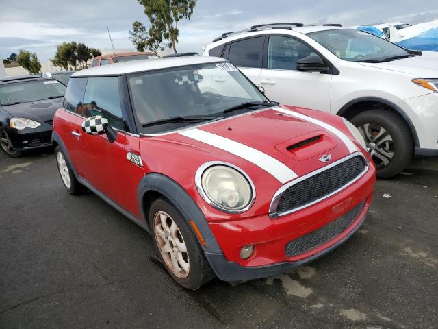 WMWMF73579TW81203 - 2009 MINI COOPER S RED photo 4