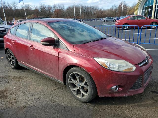 1FADP3K26EL352976 - 2014 FORD FOCUS SE BURGUNDY photo 4