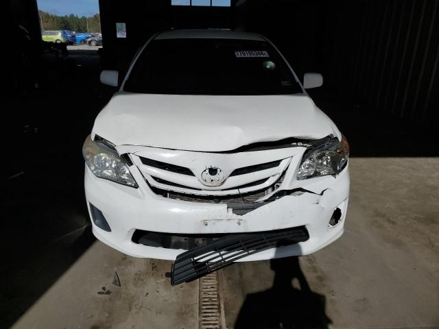 2T1BU4EE1BC635570 - 2011 TOYOTA COROLLA BASE WHITE photo 5