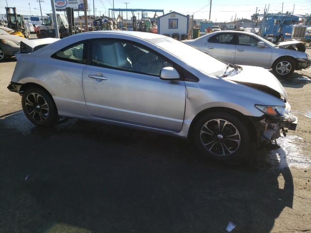 2HGFG12649H542273 - 2009 HONDA CIVIC LX SILVER photo 4