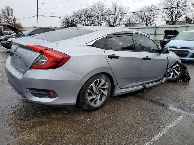 2HGFC2F75JH549497 - 2018 HONDA CIVIC EX SILVER photo 3