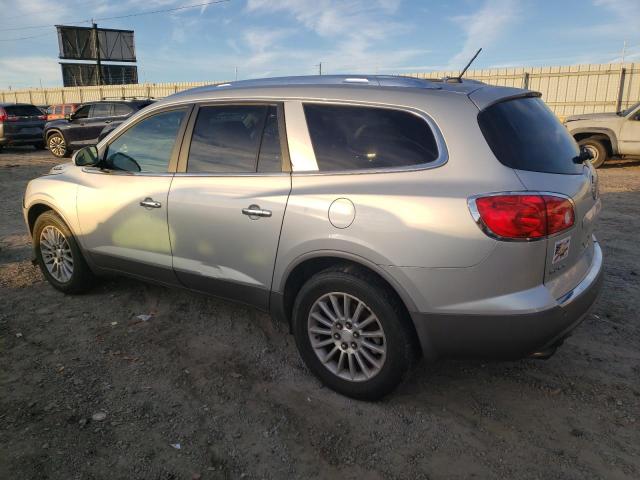 5GAKVBED3BJ321028 - 2011 BUICK ENCLAVE CXL SILVER photo 2