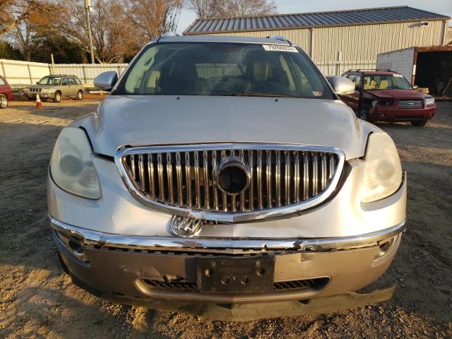 5GAKVBED3BJ321028 - 2011 BUICK ENCLAVE CXL SILVER photo 5