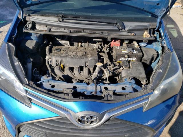 VNKKTUD32FA033541 - 2015 TOYOTA YARIS BLUE photo 11