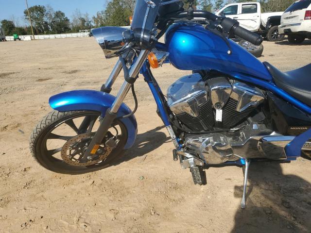 JH2SC612XGK100728 - 2016 HONDA VT1300 CX BLUE photo 9