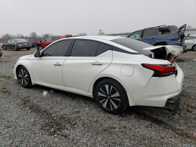 1N4BL4DV7KC217954 - 2019 NISSAN ALTIMA SV WHITE photo 2