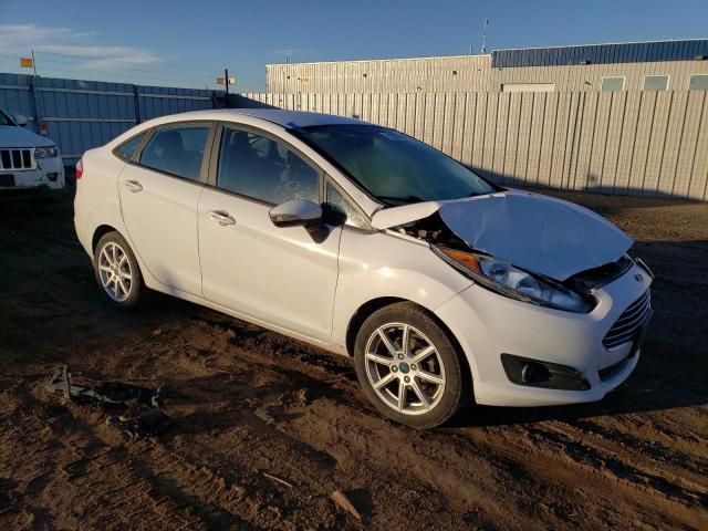 3FADP4BJ4FM167144 - 2015 FORD FIESTA SE WHITE photo 4