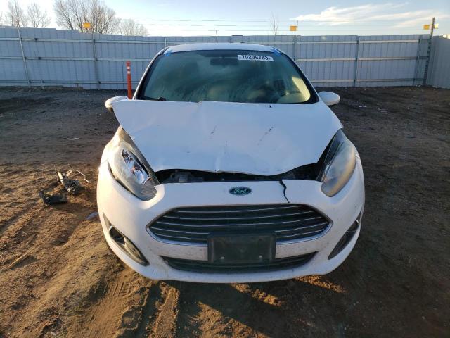 3FADP4BJ4FM167144 - 2015 FORD FIESTA SE WHITE photo 5