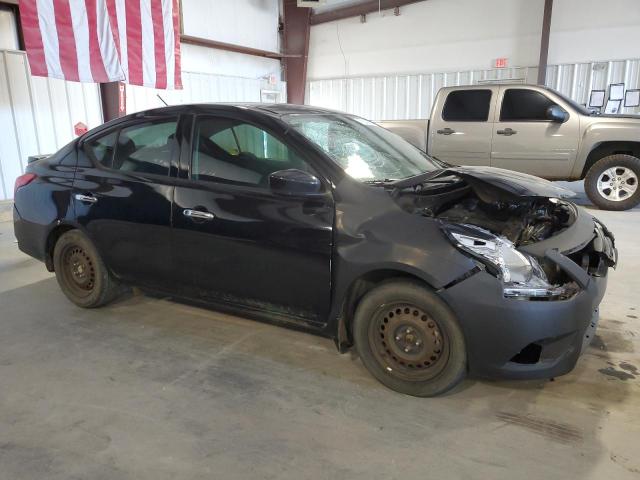 3N1CN7AP1HL873938 - 2017 NISSAN VERSA S BLACK photo 4