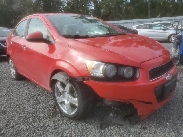 1G1JE5SB5F4205437 - 2015 CHEVROLET SONIC LTZ RED photo 4