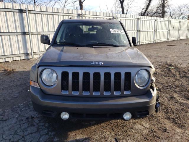 1C4NJRFB6CD541776 - 2012 JEEP PATRIOT LATITUDE GRAY photo 5