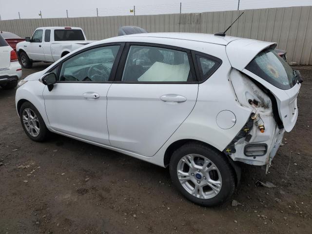 3FADP4EJXGM174712 - 2016 FORD FIESTA SE WHITE photo 2